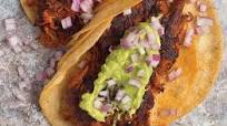 Tacos de birria tatemada Tacos de birria tatemada