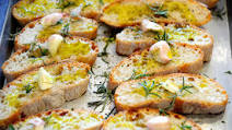 Classic Tuscan Grilled Bread with Olive Oil (Fettunta) Classic Tuscan Grilled Bread with Olive Oil (Fettunta)