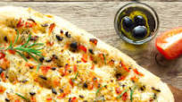 Focaccia con Pomodorini e Olive Focaccia con Pomodorini e Olive