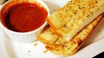 Recreating Pizza Hut Breadsticks Recreating Pizza Hut Breadsticks