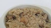 CLAYPOT CHICKEN RICE (PRESSURE COOKER METHOD) CLAYPOT CHICKEN RICE (PRESSURE COOKER METHOD)