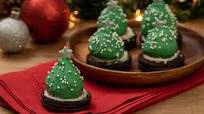 Chocolate Covered Strawberry Christmas Trees Chocolate Covered Strawberry Christmas Trees