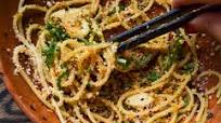 One-Pan Lemon Garlic Spaghetti One-Pan Lemon Garlic Spaghetti