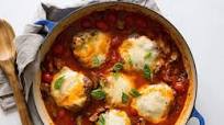 Mozzarella Burgers in Tomato Gravy Mozzarella Burgers in Tomato Gravy
