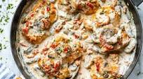 Garlic Chicken Thighs in Creamy Mushroom Sauce Garlic Chicken Thighs in Creamy Mushroom Sauce