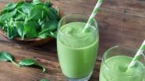 Thyroid-Boosting Berry Green Smoothie Thyroid-Boosting Berry Green Smoothie