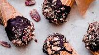 Pumpkin Ice Cream Drumsticks with Chocolate and Candied Pecans Pumpkin Ice Cream Drumsticks with Chocolate and Candied Pecans