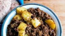 Aloo keema - minced meat and potato curry Aloo keema - minced meat and potato curry