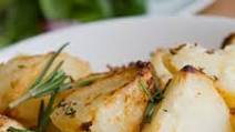 Slow Cooker Homestyle Potatoes with Garlic and Rosemary Slow Cooker Homestyle Potatoes with Garlic and Rosemary