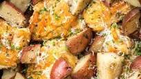 Slow-Cooker Garlic-Parmesan Chicken Slow-Cooker Garlic-Parmesan Chicken