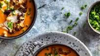 Red Pepper & Tomato Soup with Roasted Cauliflower Red Pepper & Tomato Soup with Roasted Cauliflower