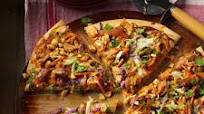 Saucy Thai Chicken Pizzas Saucy Thai Chicken Pizzas