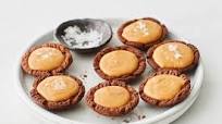 39 desserts with only 4 ingredients (or fewer!) 39 desserts with only 4 ingredients (or fewer!)