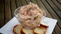 Neopol’s Smoked Salmon Salad Neopol’s Smoked Salmon Salad