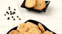 Methi Mathri Recipe Methi Mathri Recipe