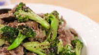The Best Beef & Broccoli เนื้อผัดบรอคโคลี่ The Best Beef & Broccoli เนื้อผัดบรอคโคลี่