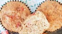 Super Easy Rhubarb Muffins Super Easy Rhubarb Muffins
