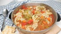 Slow Cooker Chicken Vegetable Soup with Egg Noodles Slow Cooker Chicken Vegetable Soup with Egg Noodles