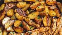 Garlic Butter Chicken and Potatoes Skillet Garlic Butter Chicken and Potatoes Skillet