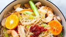 Pancit (Filipino Fried Rice Noodles) Recipe Pancit (Filipino Fried Rice Noodles) Recipe