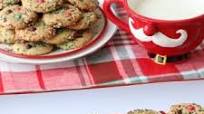 Easy Holiday Chocolate Chip Cookies Easy Holiday Chocolate Chip Cookies