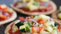 Pineapple and Veggie Pita Bread Pizza Pineapple and Veggie Pita Bread Pizza