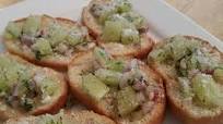 Green Tomato Crostini Green Tomato Crostini