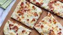 Loaded Mashed Potato Pizza Loaded Mashed Potato Pizza