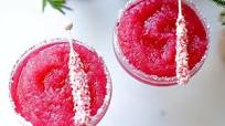 Frozen Cranberry Margarita with Peppermint Rim Frozen Cranberry Margarita with Peppermint Rim