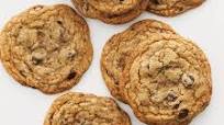 Crisp and Chewy Chocolate Chip Cookies Crisp and Chewy Chocolate Chip Cookies