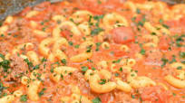 Easy Cheesy Beef Goulash Easy Cheesy Beef Goulash