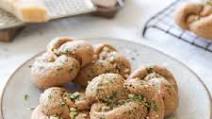 Whole Grain Einkorn Garlic Knots Whole Grain Einkorn Garlic Knots