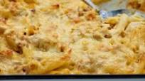 Cheesy Chicken & Corn Pasta Bake Cheesy Chicken & Corn Pasta Bake
