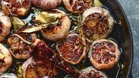 Roasted Garlic and Roasted Garlic Oil Roasted Garlic and Roasted Garlic Oil