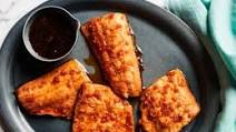 Pan-Fried Honey-Garlic Frozen Salmon Pan-Fried Honey-Garlic Frozen Salmon