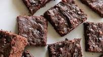 3 Ingredient Brownies (Whole30 & Paleo) 3 Ingredient Brownies (Whole30 & Paleo)