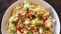 Vegetarian Pad Thai with Peanut Sauce Vegetarian Pad Thai with Peanut Sauce