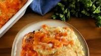 Gluten-Free Scalloped Potatoes {Dairy-Free & Vegan Option} Gluten-Free Scalloped Potatoes {Dairy-Free & Vegan Option}