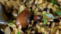 Mushrooms with Long Grain and Wild Rice Mushrooms with Long Grain and Wild Rice