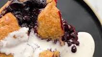 Everyone in My Life Is Obsessed with This Cobbler Pie Everyone in My Life Is Obsessed with This Cobbler Pie