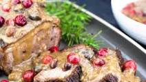 Ninja Foodi Brisket with Cranberry & Mushroom Gravy Ninja Foodi Brisket with Cranberry & Mushroom Gravy