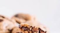 Stuffed Peanut Butter Cup Chocolate Chip Cookies Stuffed Peanut Butter Cup Chocolate Chip Cookies