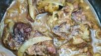 Slow Cooker Braised Beef with Onions Slow Cooker Braised Beef with Onions