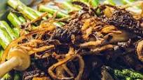 Grilled Asparagus with Wild Mushrooms and Fried Shallots Grilled Asparagus with Wild Mushrooms and Fried Shallots