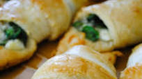 Cheesy Spinach Crescent Rolls Cheesy Spinach Crescent Rolls