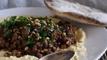 Spiced mince with hummus recipe Spiced mince with hummus recipe