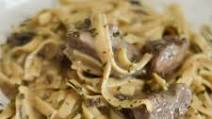Ninja Foodi Beef Stroganoff (Gluten-Free) Ninja Foodi Beef Stroganoff (Gluten-Free)