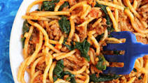 One Pot Spaghetti & Meat Sauce With Spinach One Pot Spaghetti & Meat Sauce With Spinach
