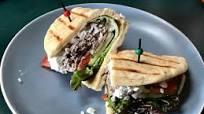 Gyro Burgers With Tzatziki Sauce Gyro Burgers With Tzatziki Sauce