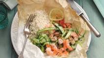 Slimming World’s baked prawn parcels Slimming World’s baked prawn parcels